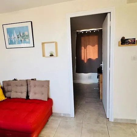 Grand Avec Terrasse A 50m De La Apartament *