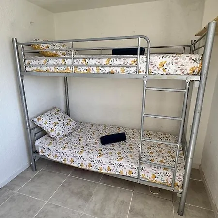 Grand Avec Terrasse A 50m De La Apartament